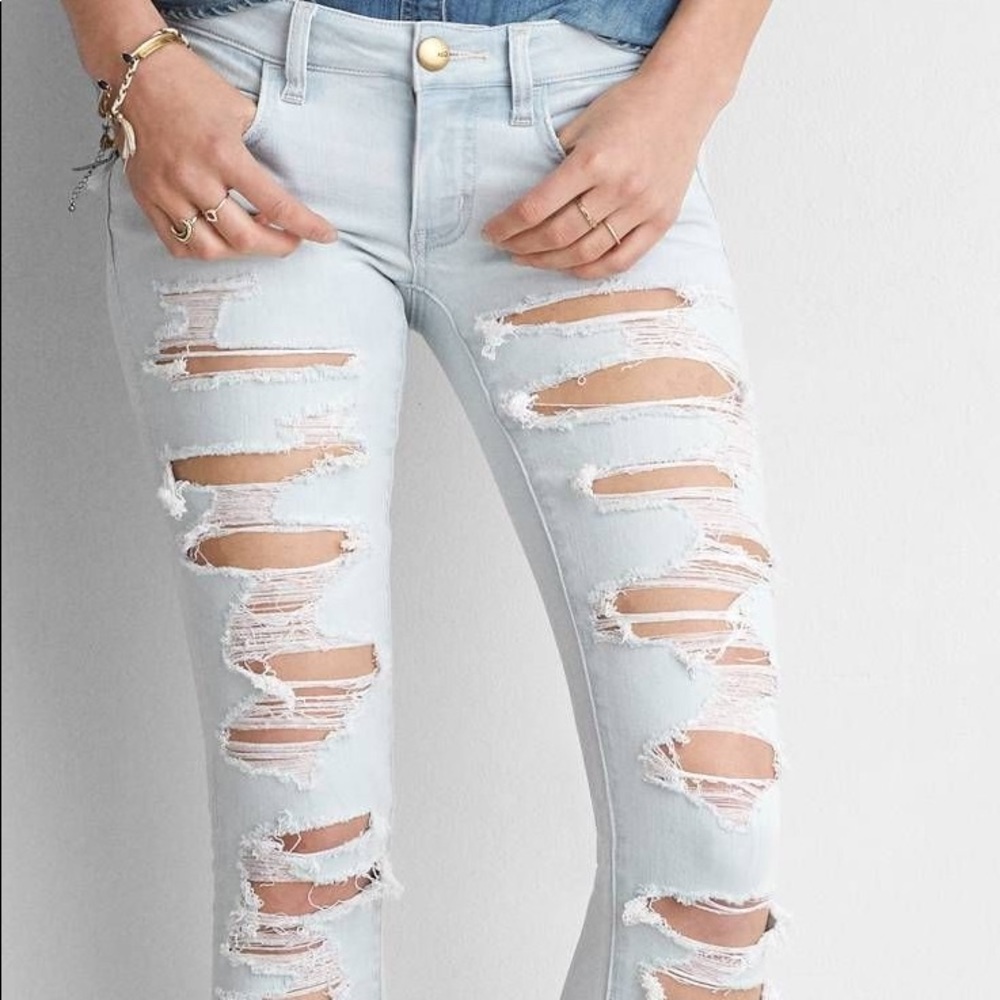 American eagle light washed denim Jean